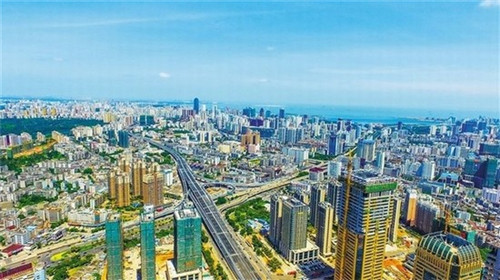 中式快餐创业前景怎么样，2025韩小范炸鸡拌饭加盟都有哪些优势