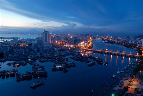 好玩端游推荐生存（端游生存类游戏排行榜）